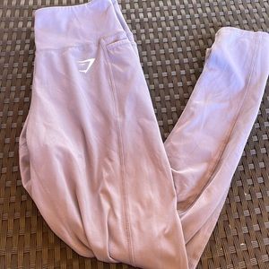 Gym shark leggings